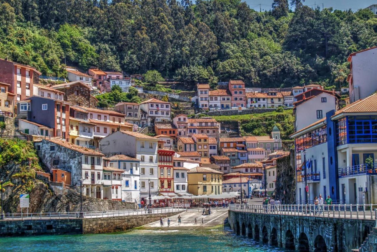 Vila El Pedroso De Llanes Villahormes Exteriér fotografie
