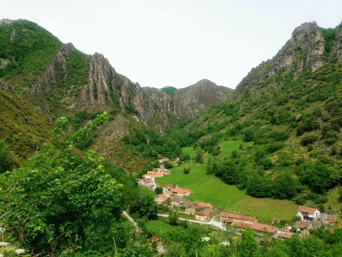 Vila El Pedroso De Llanes Villahormes Exteriér fotografie